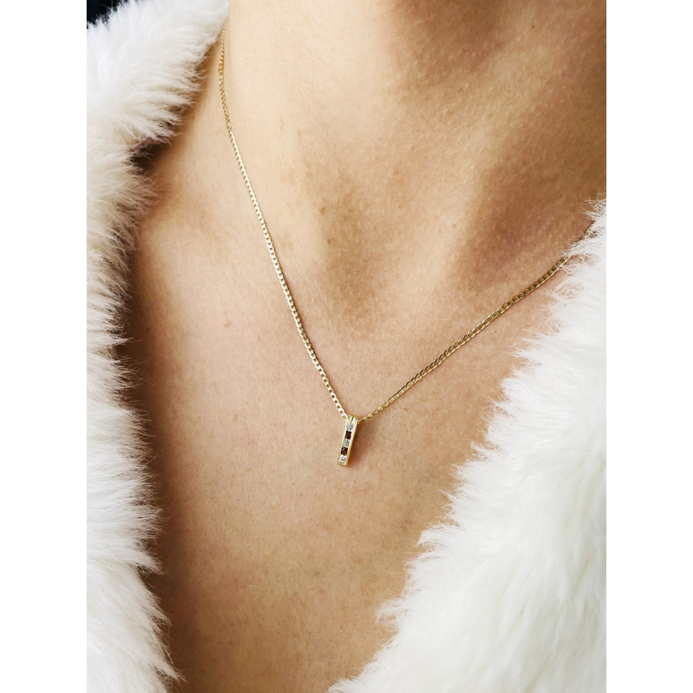 Złoty wisiorek zawieszka z cyrkoniami rubinowa