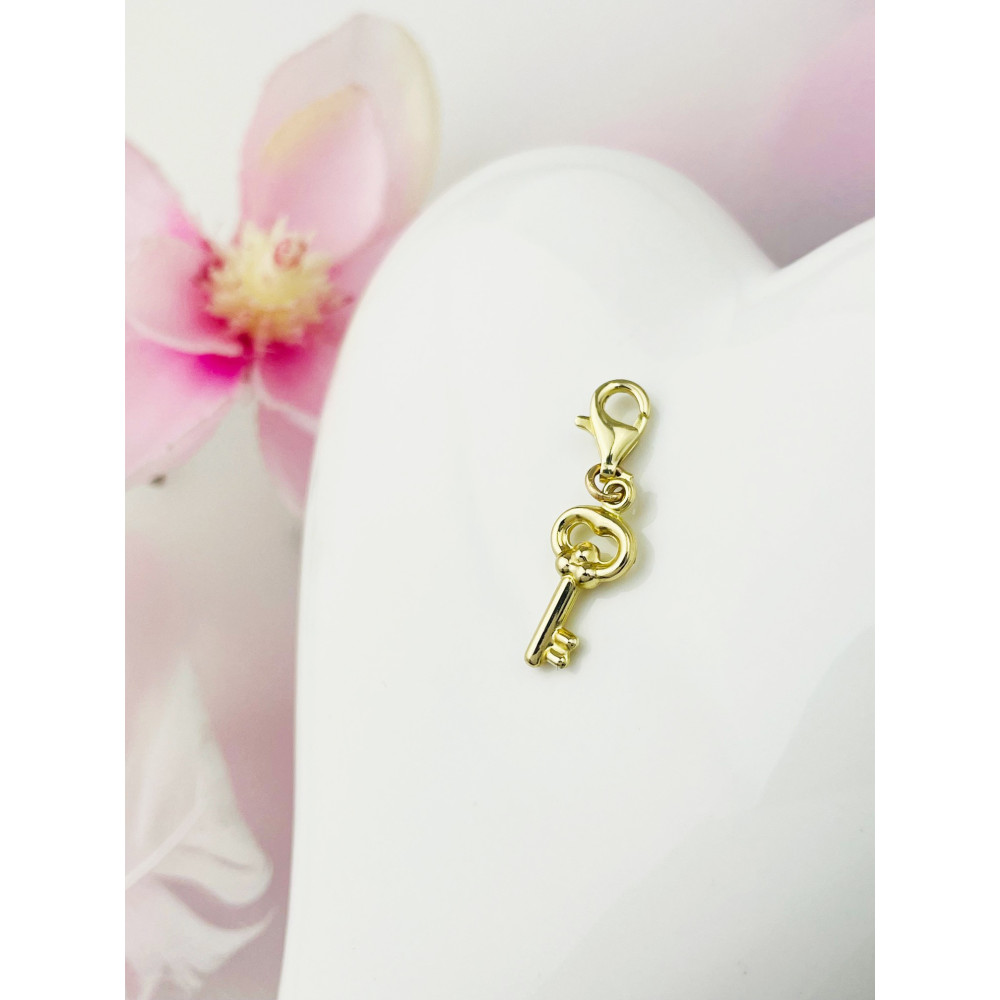 Złoty wisiorek zawieszka charms kluczyk figurka