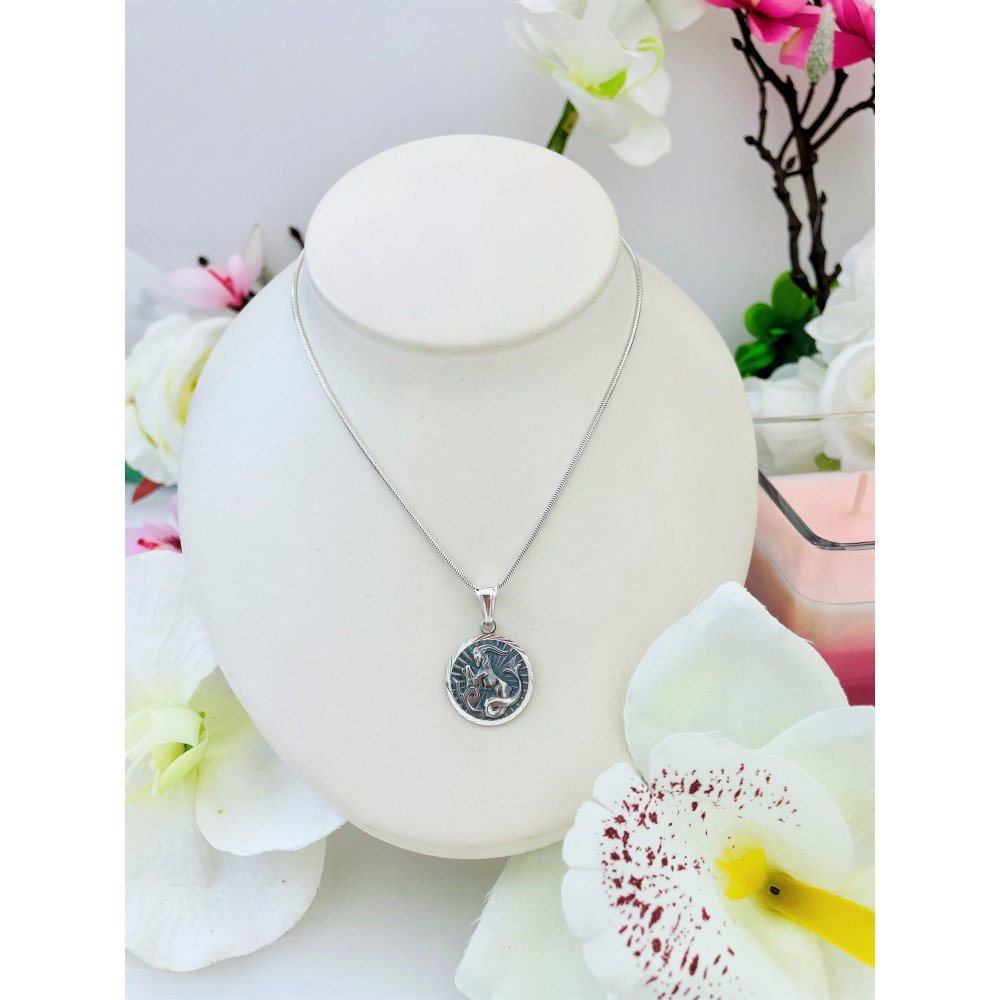 Srebrna zawieszka wisiorek znak zodiaku koziorożec