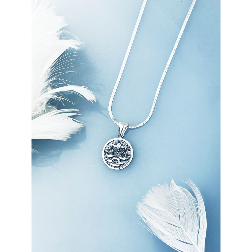 Srebrna zawieszka wisiorek znak zodiaku waga