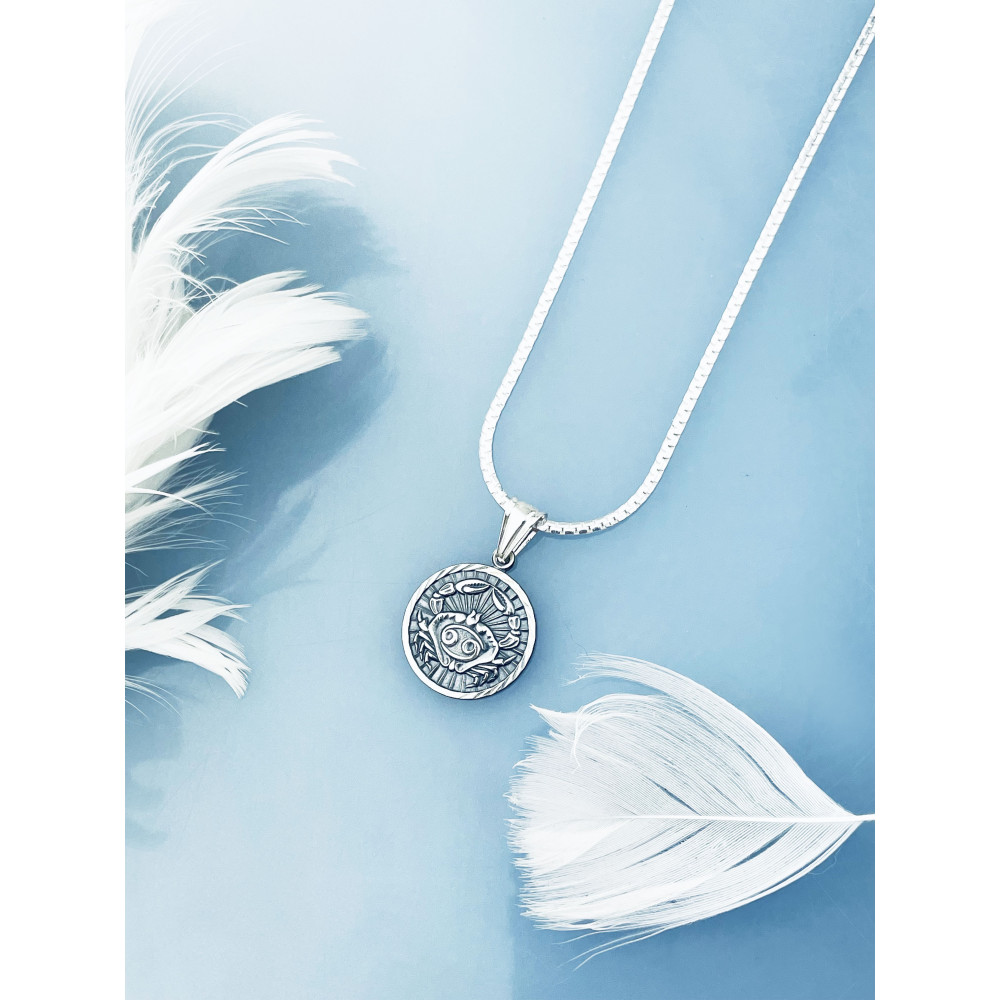 Srebrna zawieszka wisiorek znak zodiaku rak